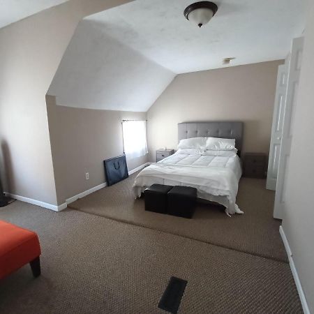 Cozy Updated 3-Br Apartment Near Peace Bridge Buffalo Eksteriør bilde